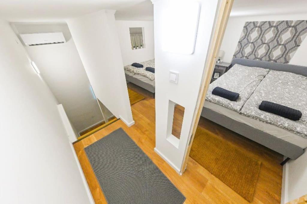 Apartament 2 Bedroom Flat In Damjanich Str., Hirsch Budapesta